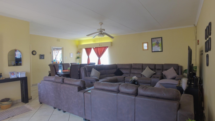 3 Bedroom Property for Sale in Bodorp North West